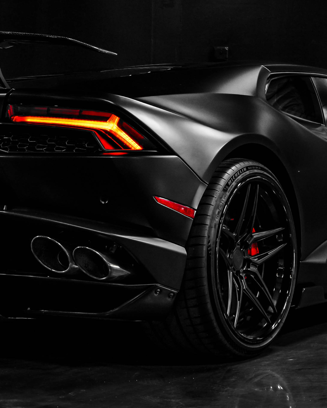 BeeWagen Cera para plásticos negros