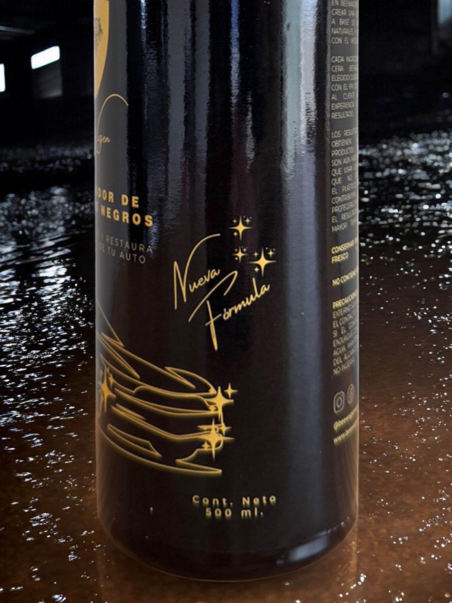 BeeWagen Cera para plásticos negros